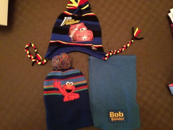 Beanie & Scarf Cars Elmo Bob the Builder