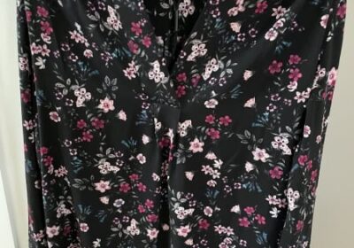 Ladies Calvin Klein floral blouse