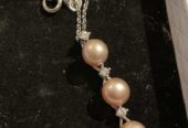 Ladies pink freshwater pearl pendant necklace