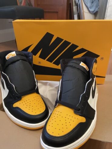 Nike Air Jordan 1 Retro OG High Black Taxi Sail