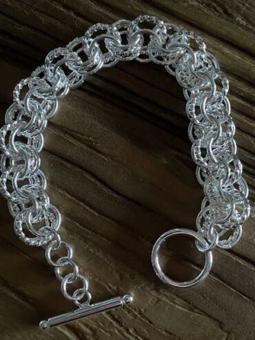 Sterling silver interlocking bracelet