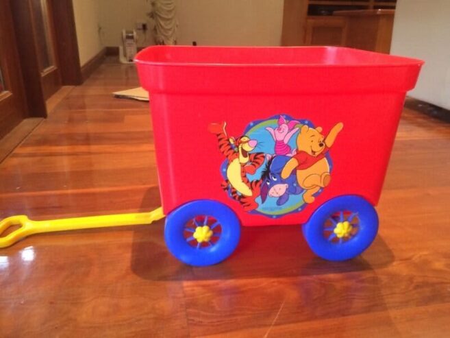 Winnie the Pooh Toy Box