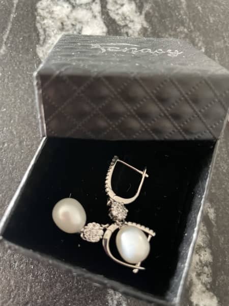 Drop Sterling Silver Freshwater Pearl Earring