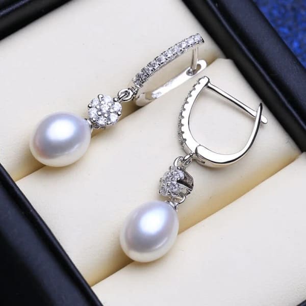 Drop Sterling Silver Freshwater Pearl Earring