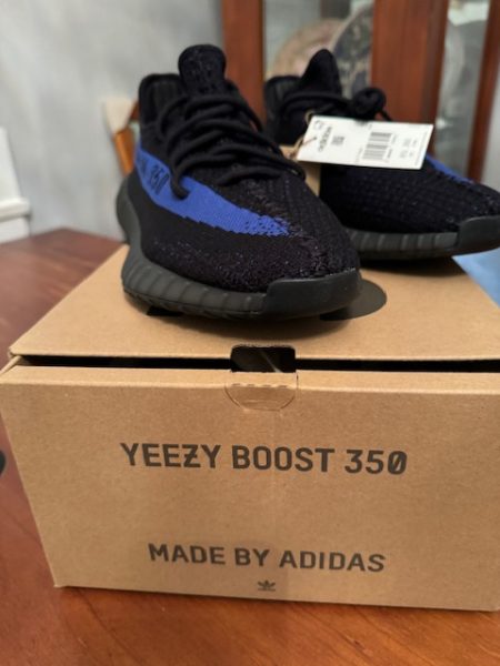 Yeezy Boost 350 V2 ‘Dazzling Blue’