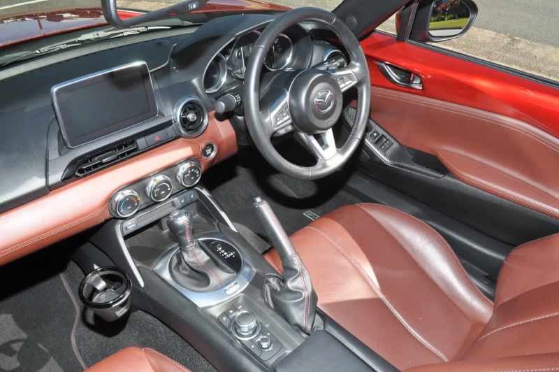 2017 MAZDA MX-5 RF GT 6 SP AUTOMATIC 2D CONVERTIBLE