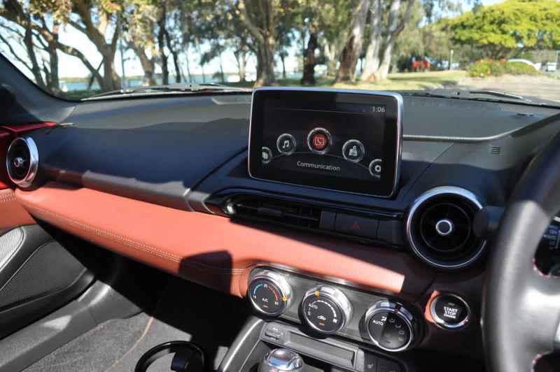 2017 MAZDA MX-5 RF GT 6 SP AUTOMATIC 2D CONVERTIBLE