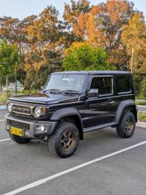 Suzuki Jimny Black 2023 (MT)