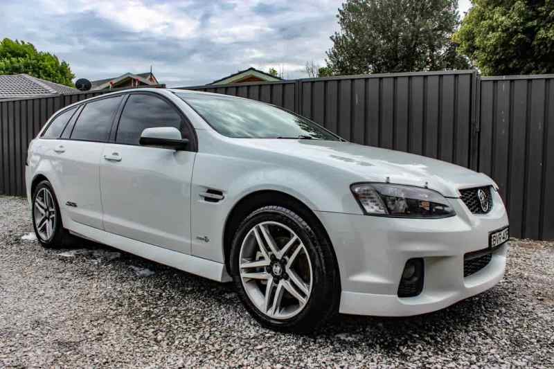 2010 HOLDEN COMMODORE SS 6 SP AUTOMATIC 4D Sports Wagon