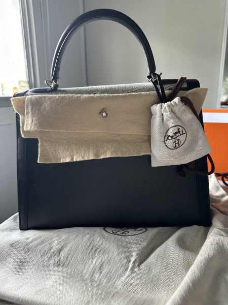 Limited Edition Hermes Kelly Il Sellier 32 bag