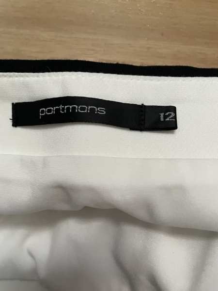 Ladies white Portmans lined skirt