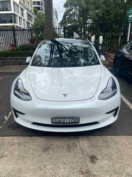 Tesla Model 3 2019