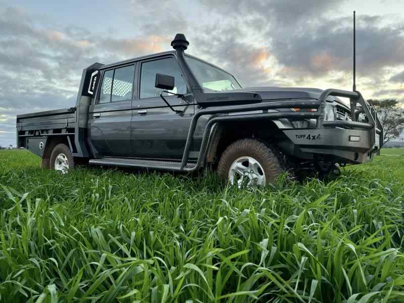 Toyota Landcruiser Ute GXL 4 door