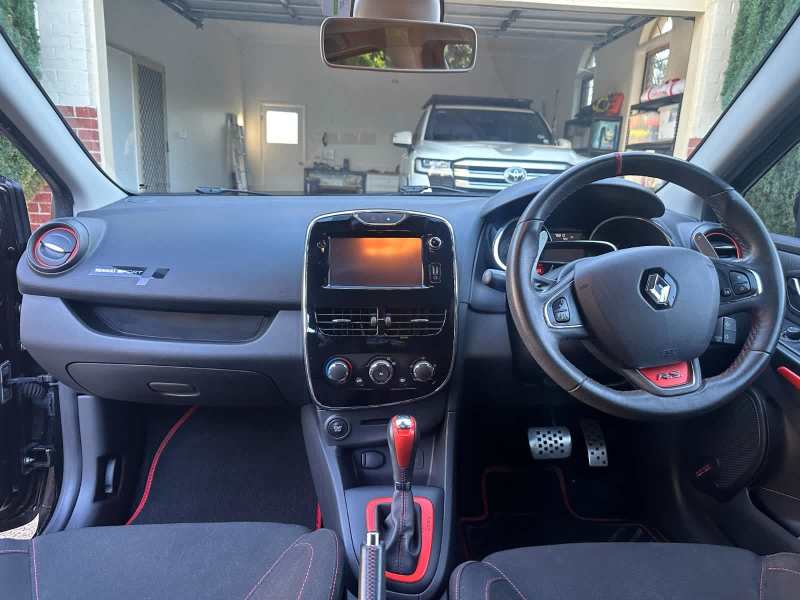 2013 RENAULT CLIO R.S. 200 CUP 6 SP AUTOMATIC 5D HATCHBACK