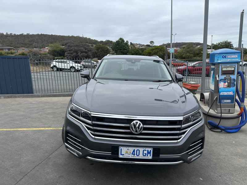 2019 VOLKSWAGEN TOUAREG 190TDI 8 SP AUTOMATIC 4D WAGON