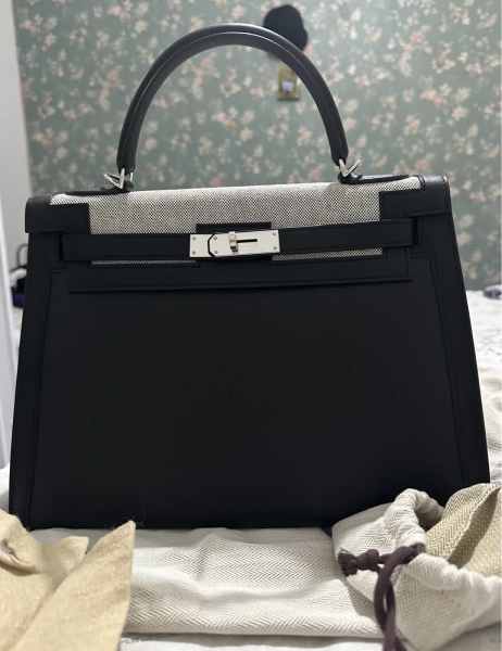 Limited Edition Hermes Kelly Il Sellier 32 bag