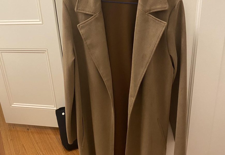 Zara Women’s Tan and Khaki Coat