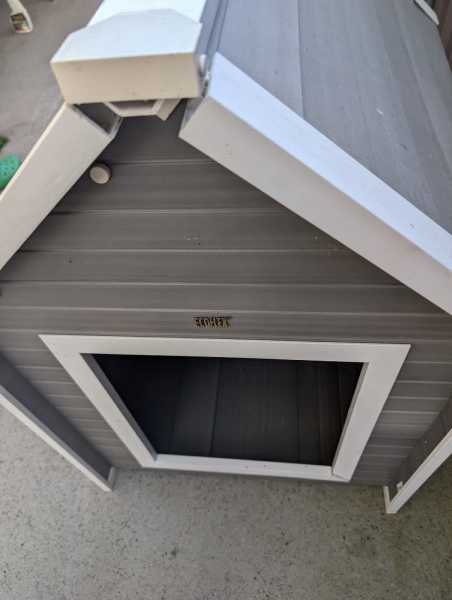 Ecoflex Large Dog Kennel RRP$260