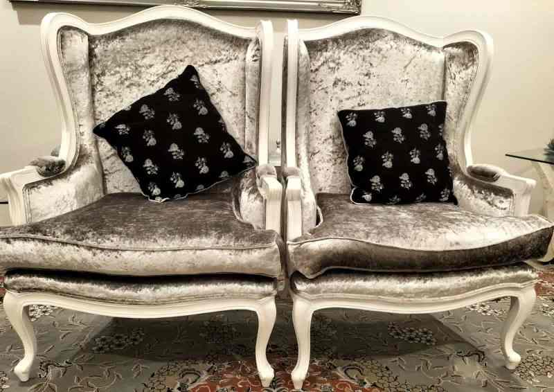 Valve Accent Chairs (Set of 2 – Silver/ Grey Colour)