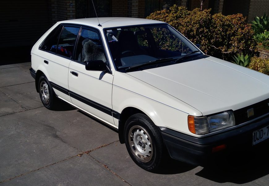 1986 Mazda 323 Super Deluxe