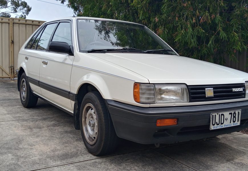 1986 Mazda 323 Super Deluxe