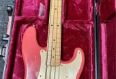 Fender roadworn P bass and hard case