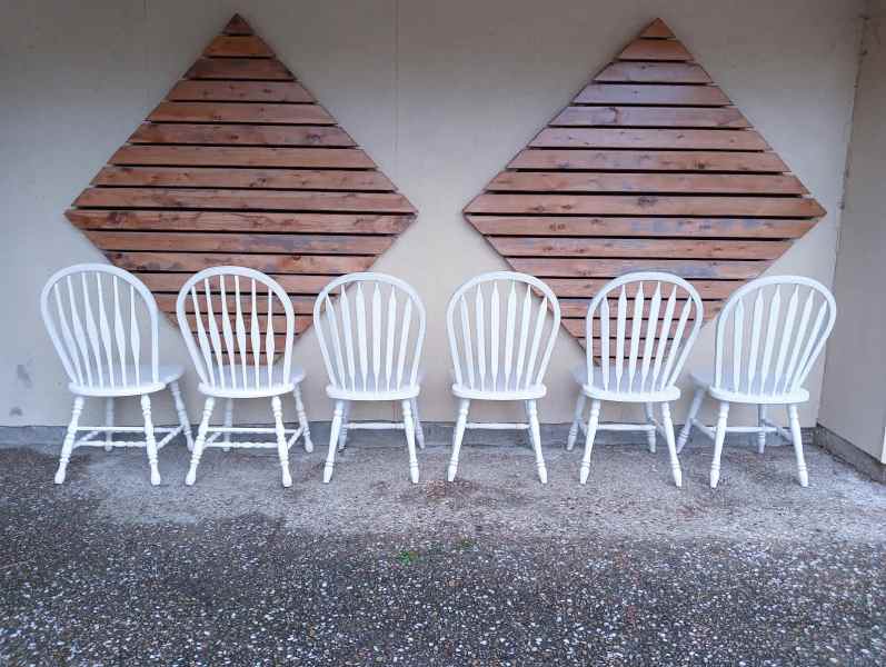 White Colonial Vintage Timber Wooden Chairs Set of 6 $150