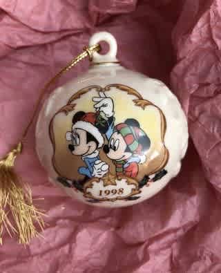 Lenox Disney 1998 Christmas ball