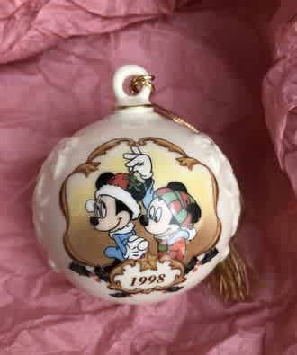 Lenox Disney 1998 Christmas ball